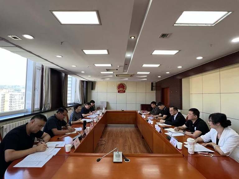 市十六届人大教科文卫委员会召开第一次会议